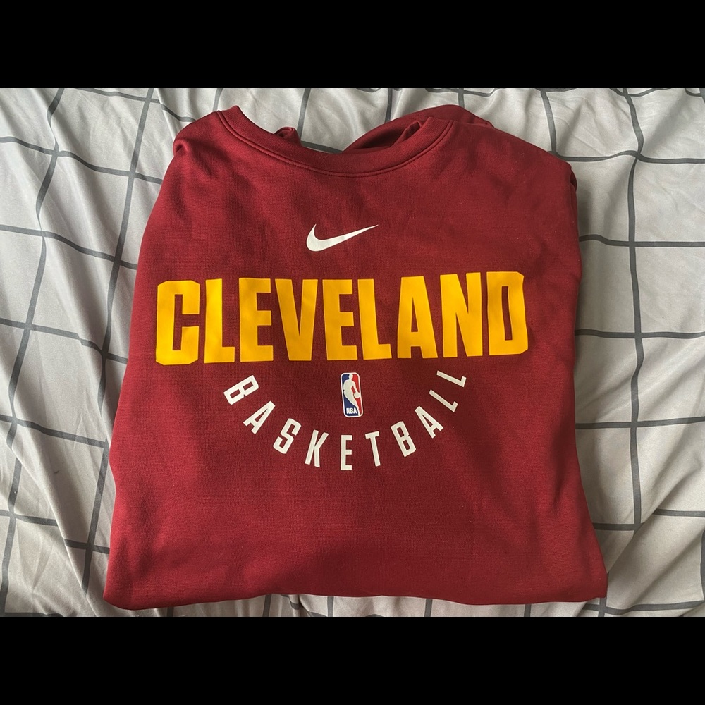 cleveland cavaliers sweatshirt